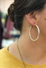 The Best Of Hoops Earrings: Matte Gold
