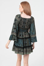 C4D35-A908 V NECK SMOCKED BODICE LONG BELL SLEEVE LACE TRIM : MINT / S